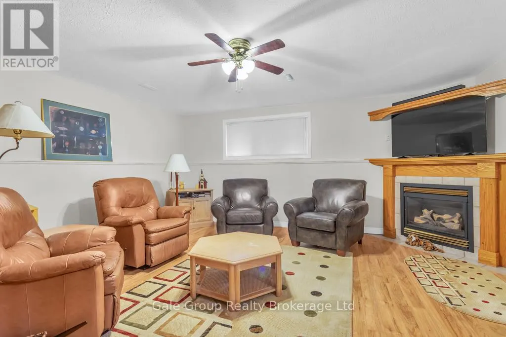 37 CROW CRESCENT