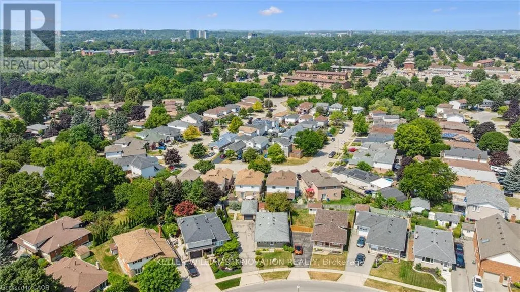 79 LORRAINE DRIVE