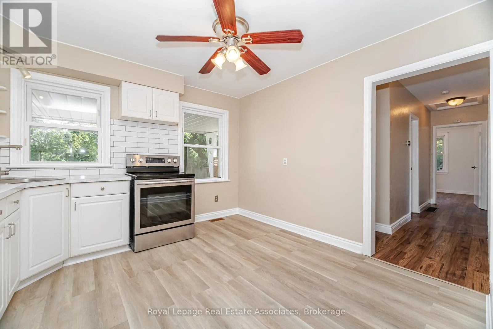 UPPER - 319 GRANTHAM AVENUE