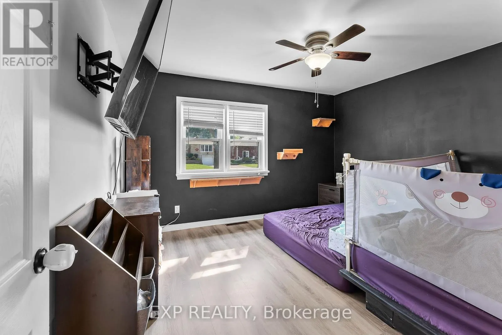 2 HOMEWOOD AVENUE