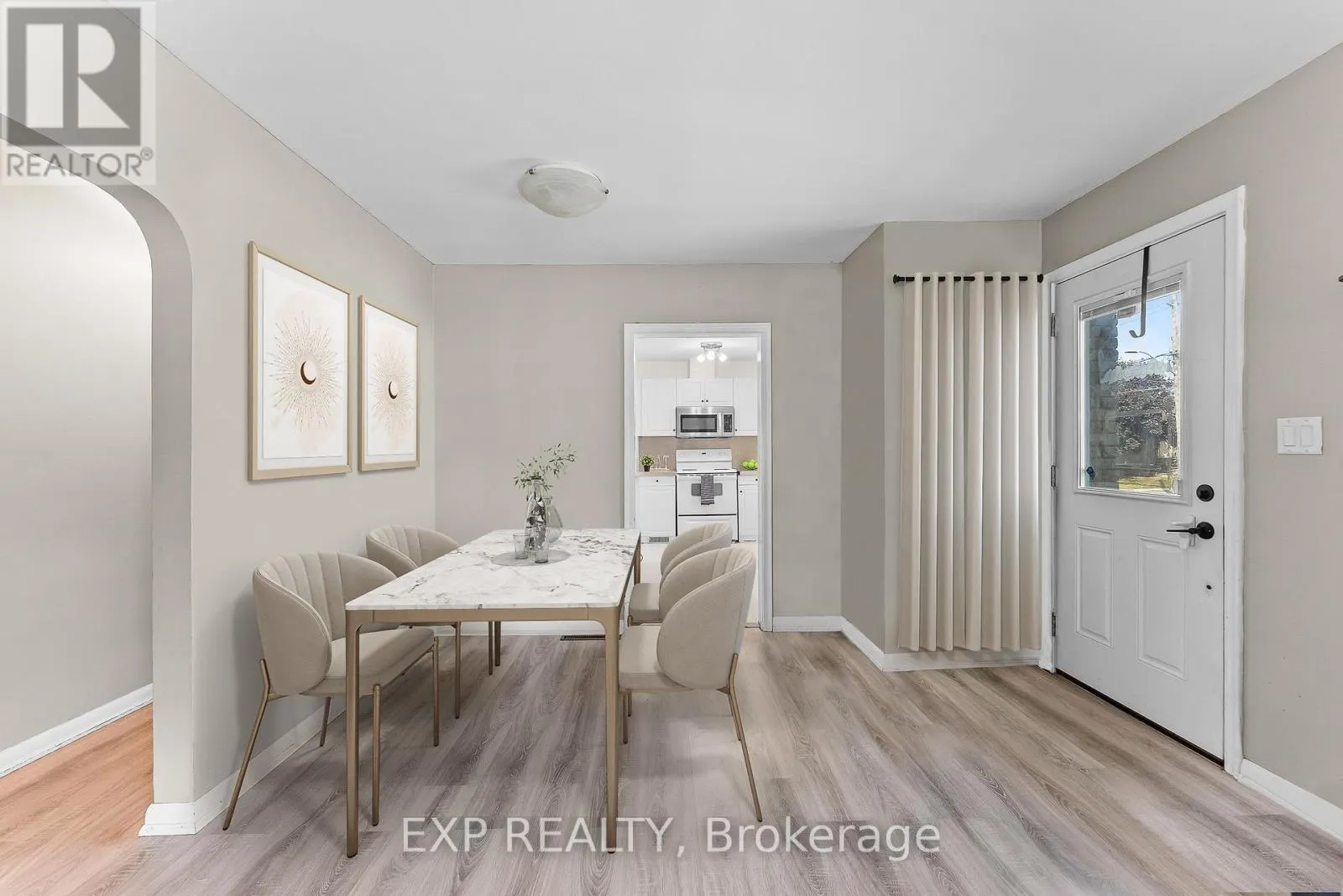 2 HOMEWOOD AVENUE