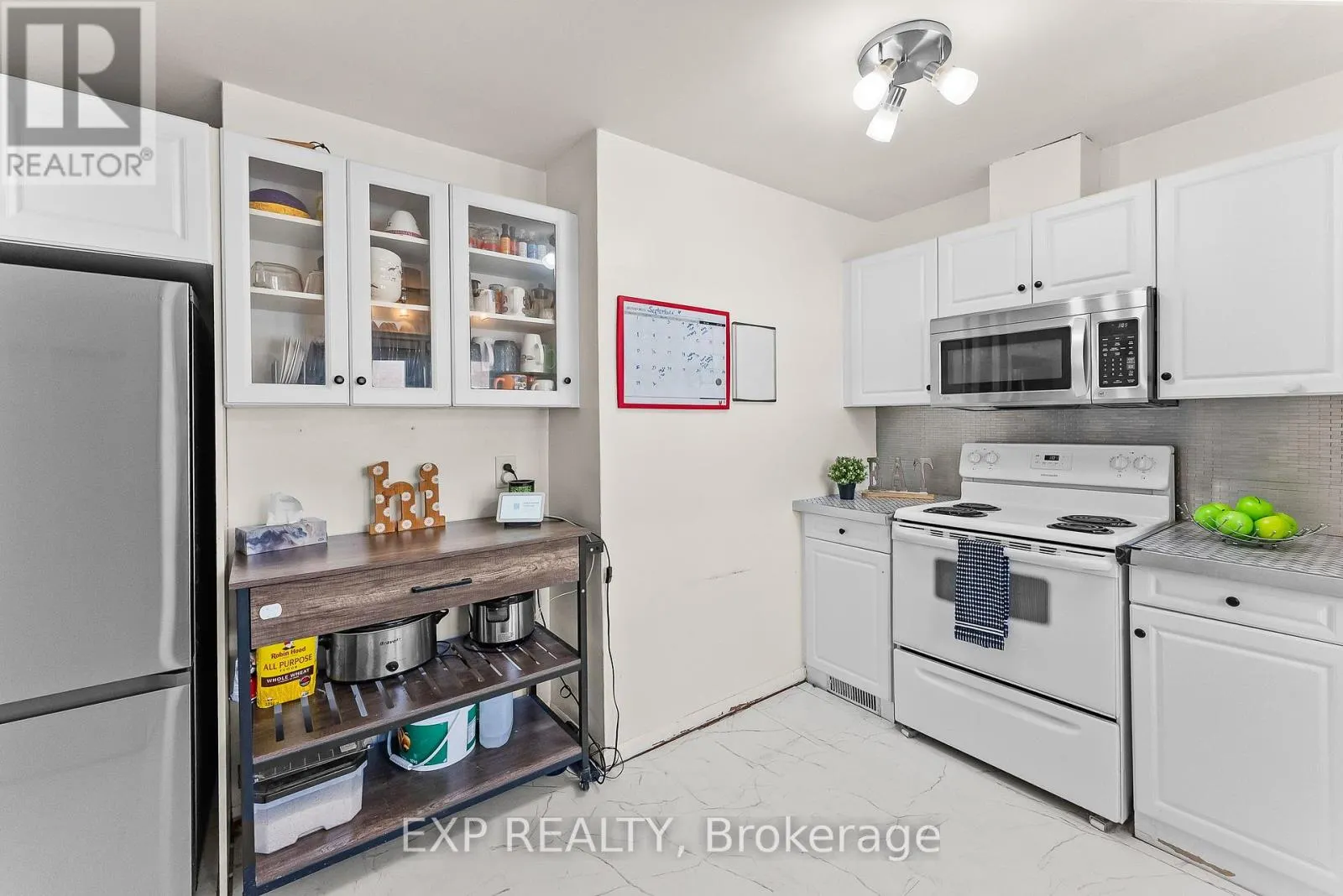 2 HOMEWOOD AVENUE