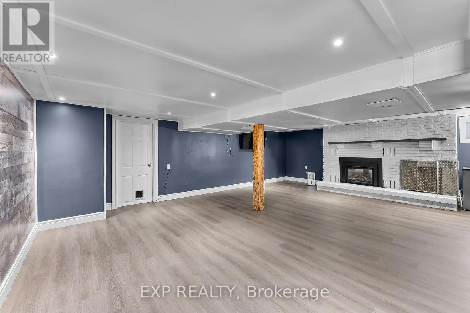 2 HOMEWOOD AVENUE