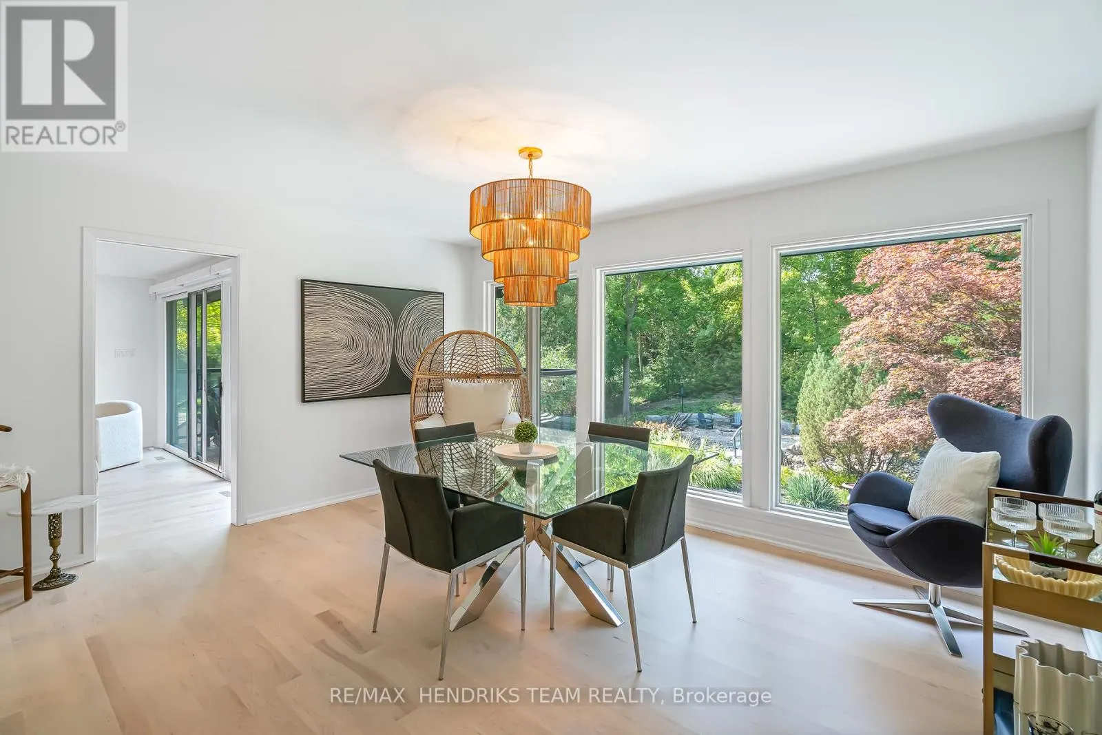 2 BRIARFIELD CRESCENT