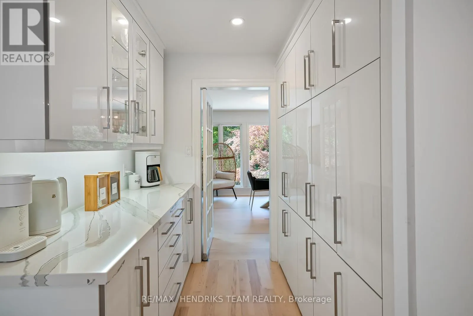 2 BRIARFIELD CRESCENT