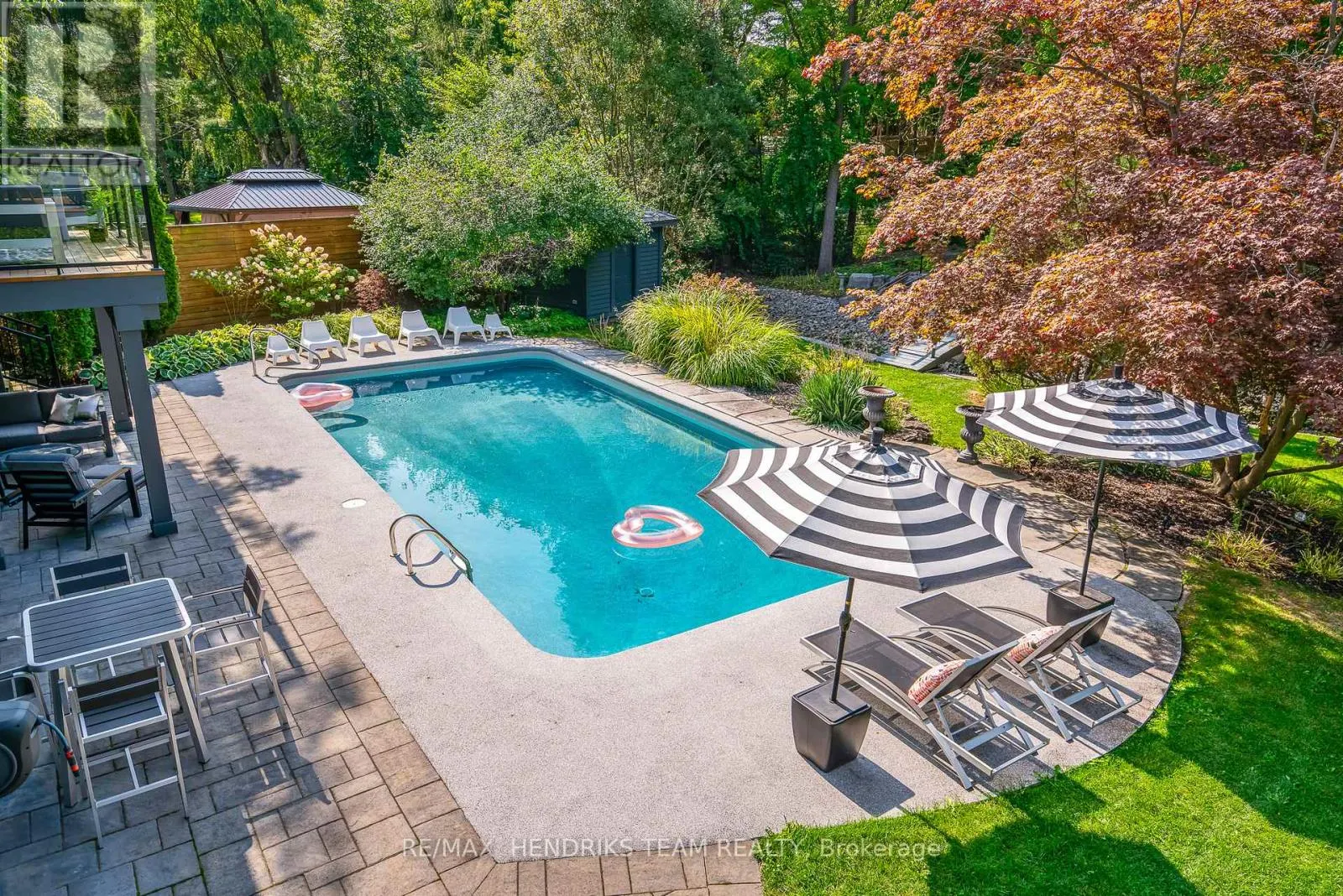 2 BRIARFIELD CRESCENT