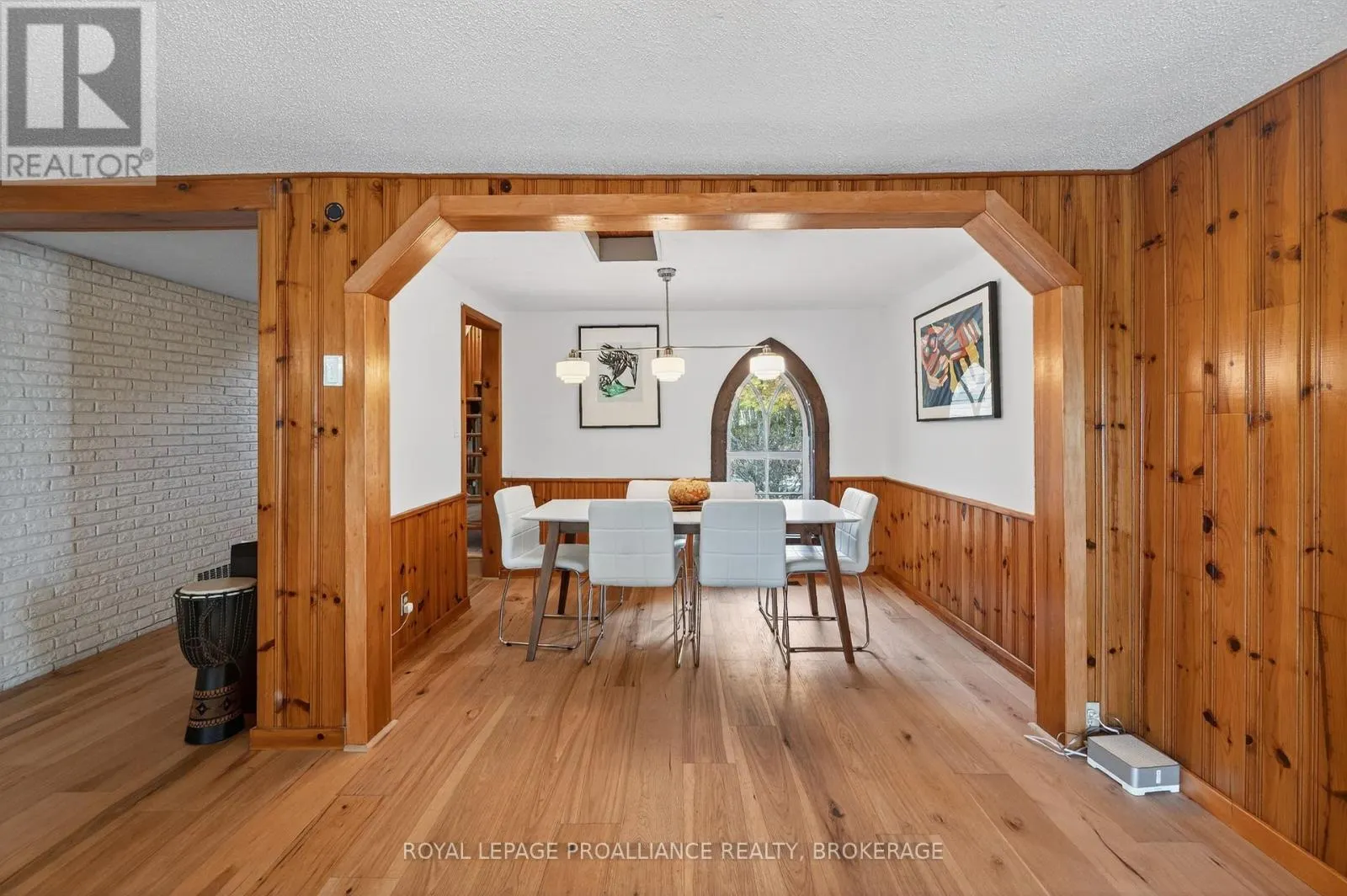 18 HICKORY LANE