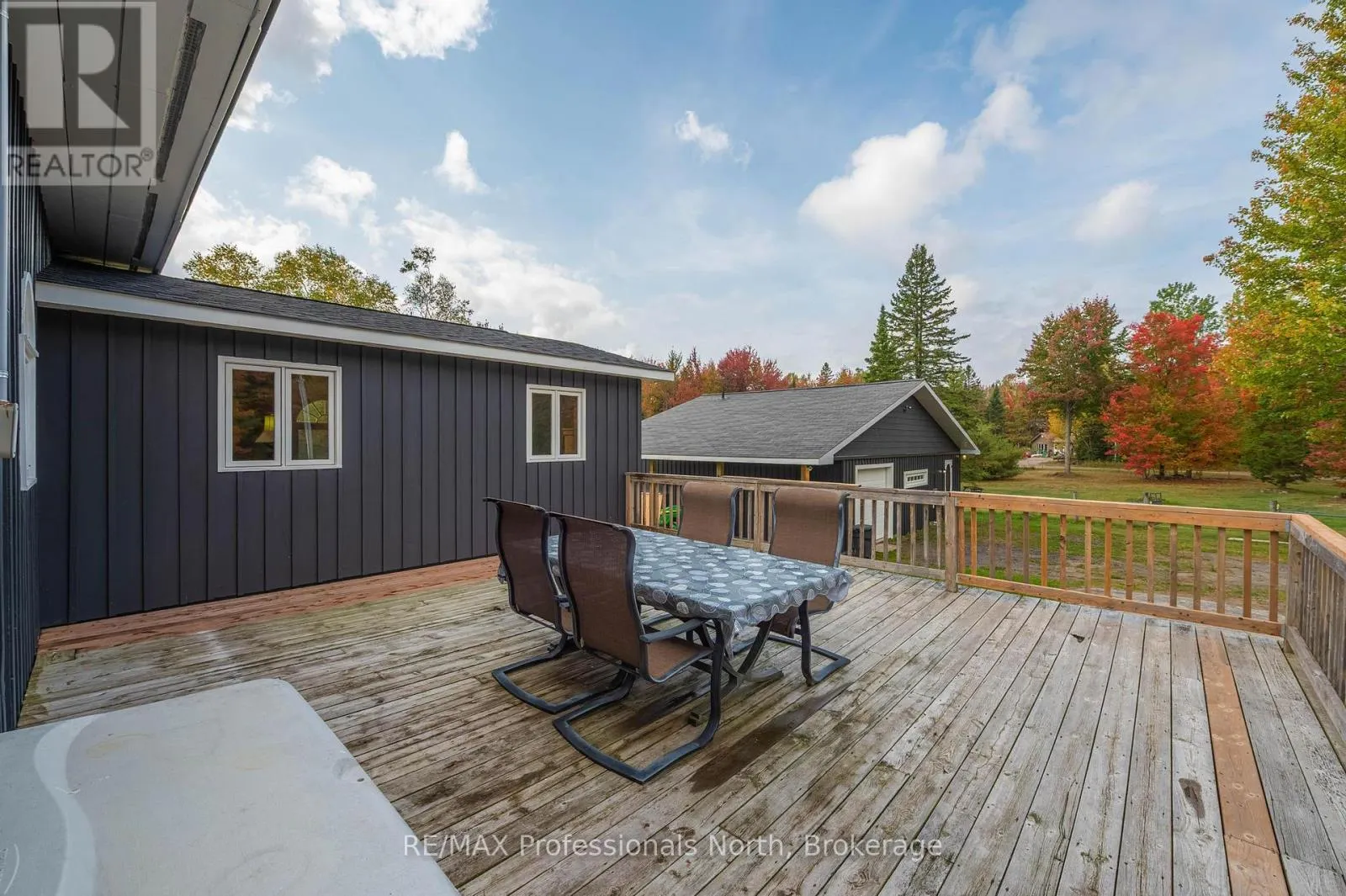 1110 SEDGWICK ROAD