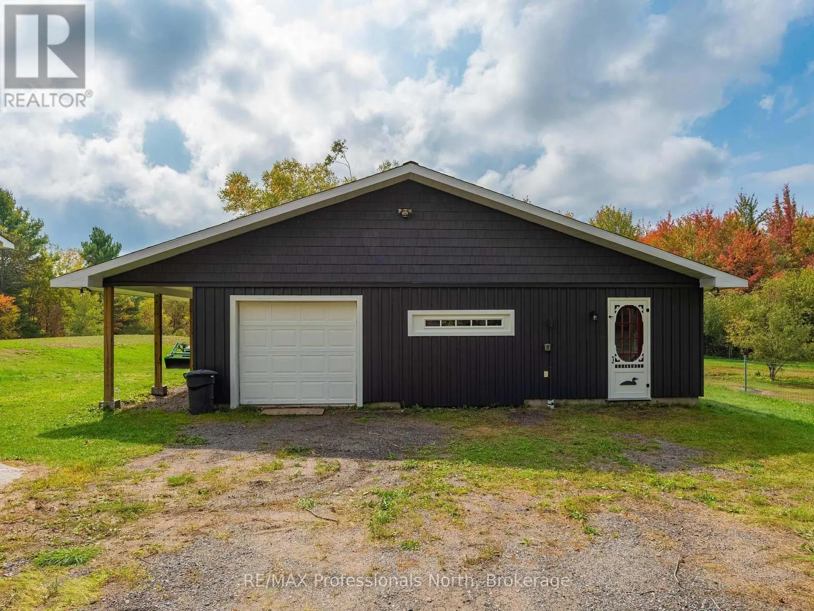 1110 SEDGWICK ROAD