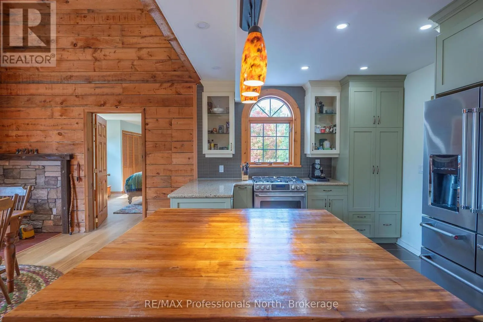 1110 SEDGWICK ROAD