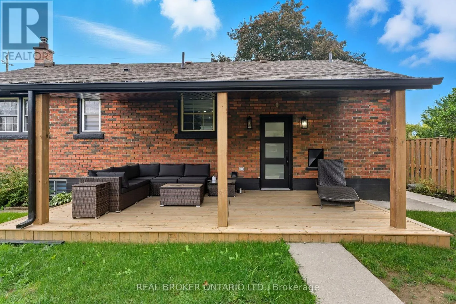 61 CLENCH AVENUE