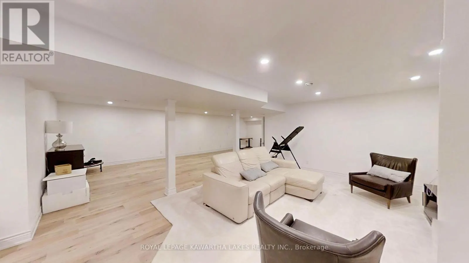 427 LINDEN VALLEY ROAD