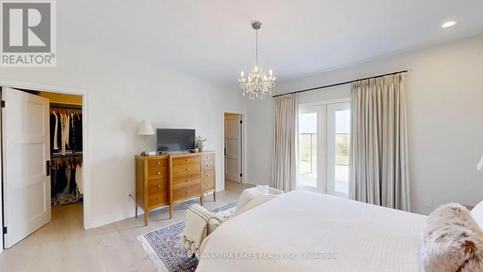 427 LINDEN VALLEY ROAD