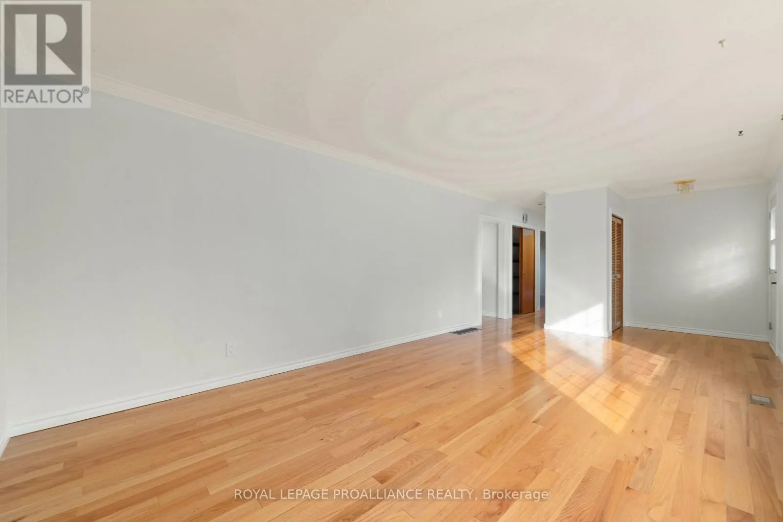 54 FIFTH AVENUE