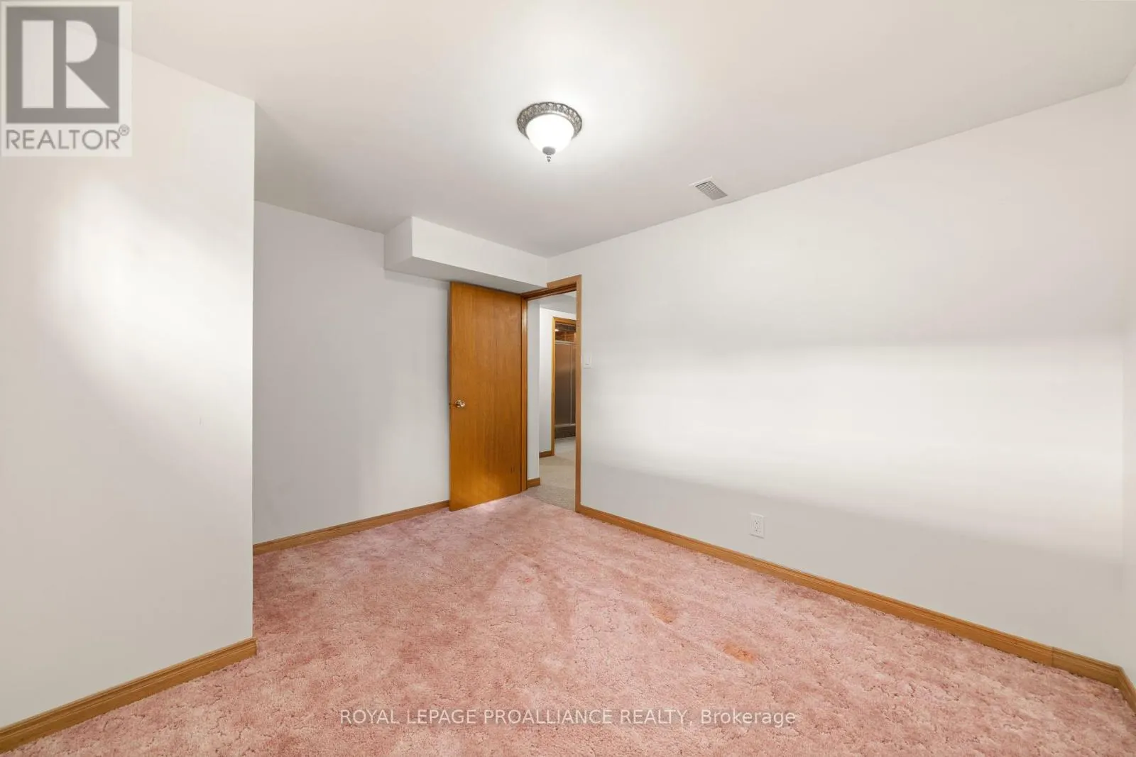 54 FIFTH AVENUE