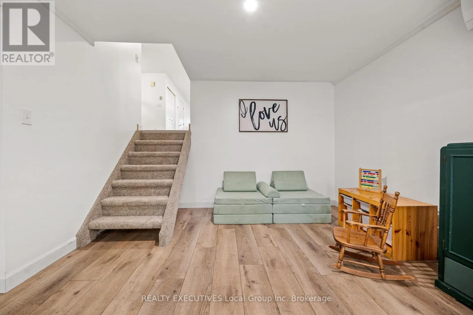 139 MASSEY DRIVE