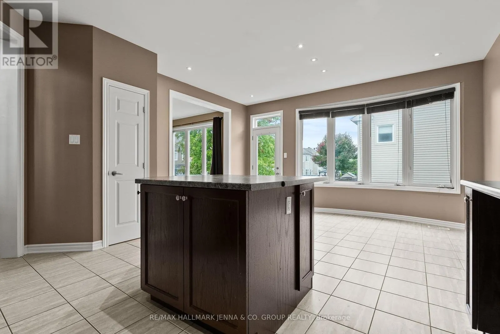 326 GALLANTRY WAY