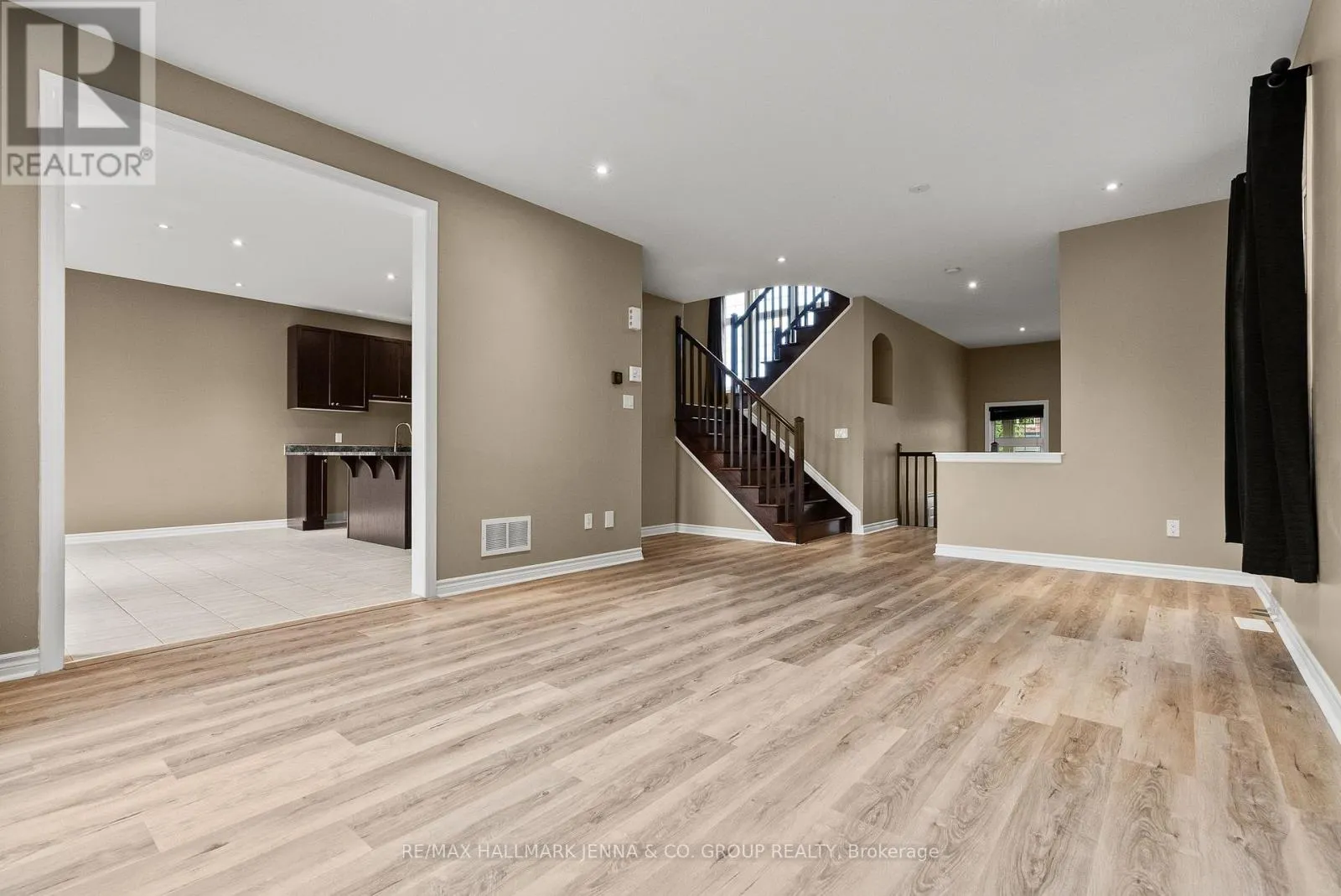 326 GALLANTRY WAY