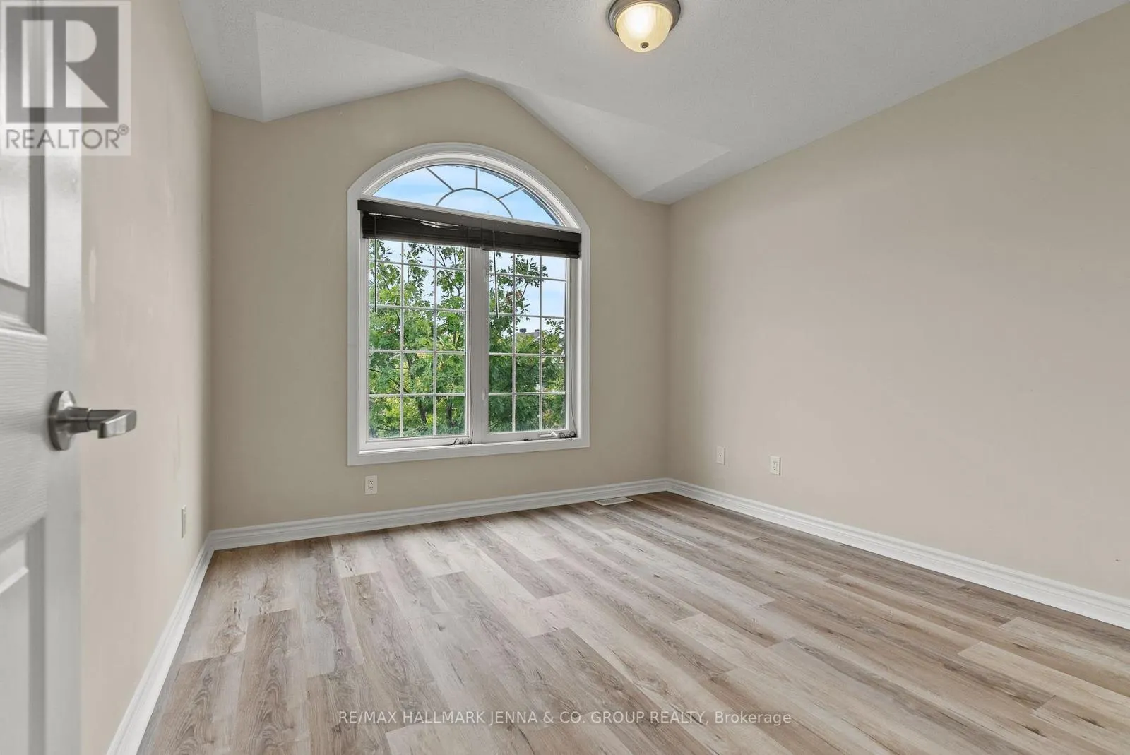 326 GALLANTRY WAY