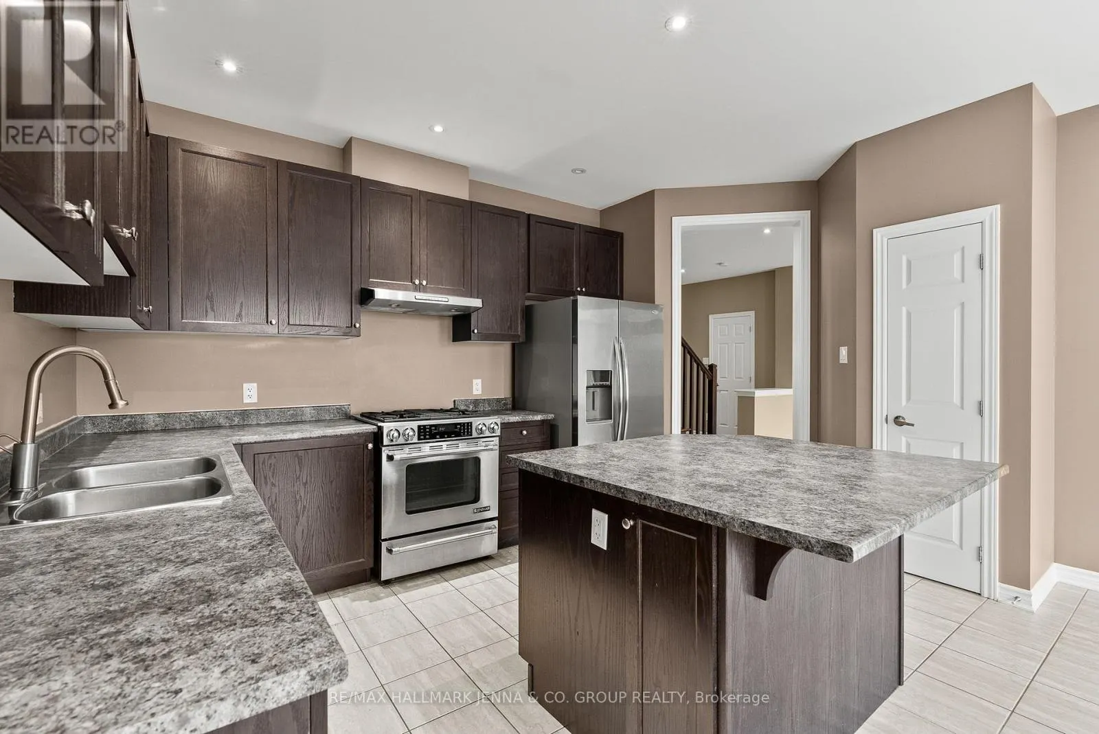 326 GALLANTRY WAY