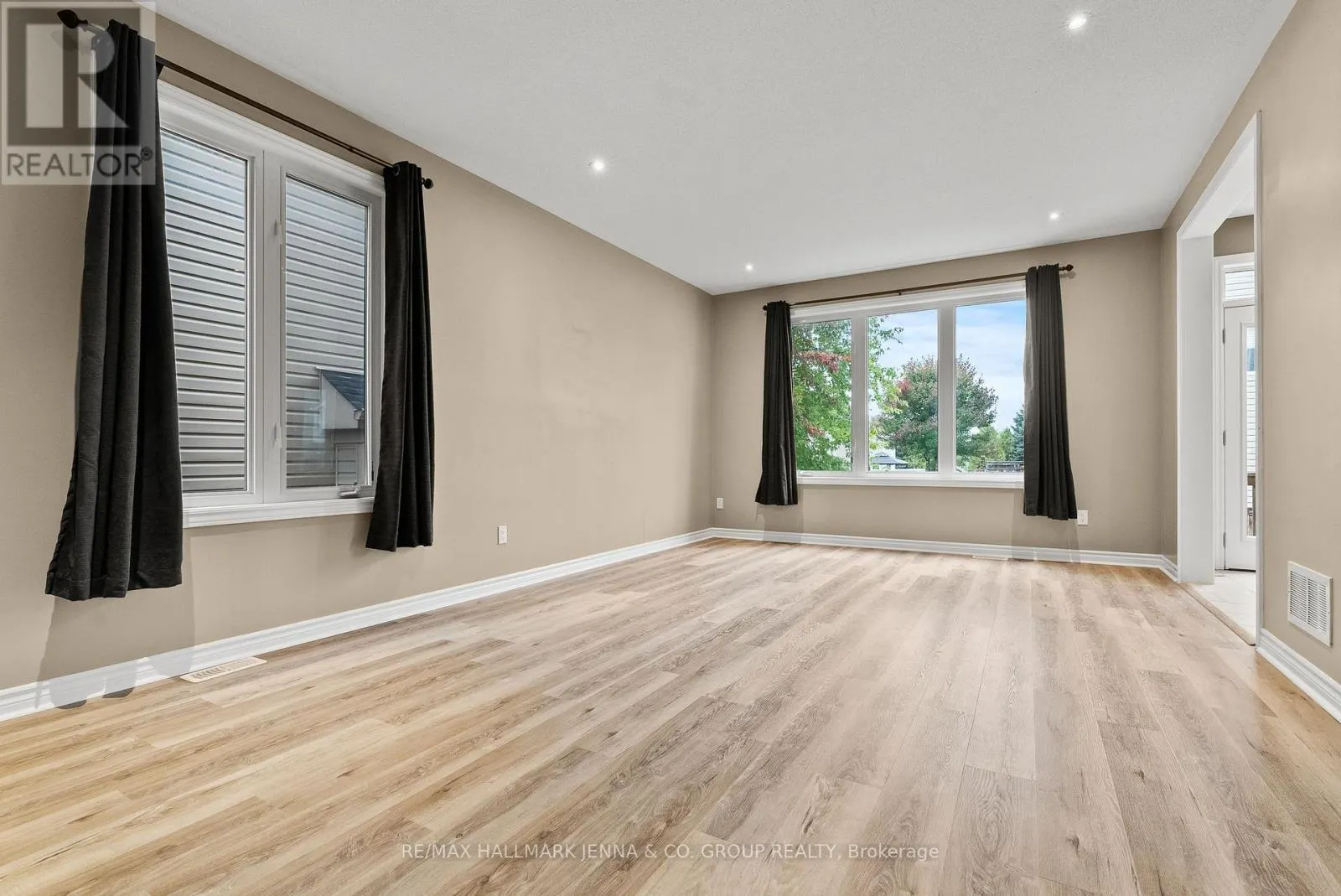 326 GALLANTRY WAY