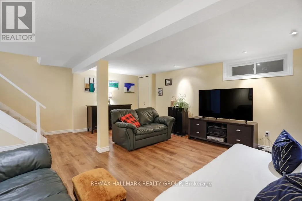 2 - 1240 PEBBLE ROAD