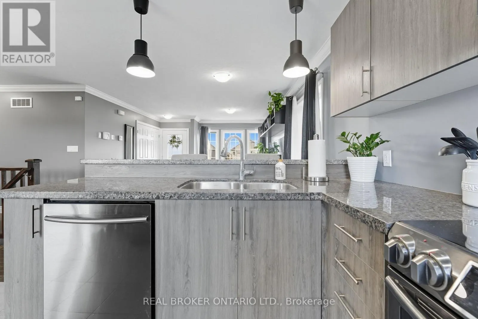18 DENNIS DRIVE