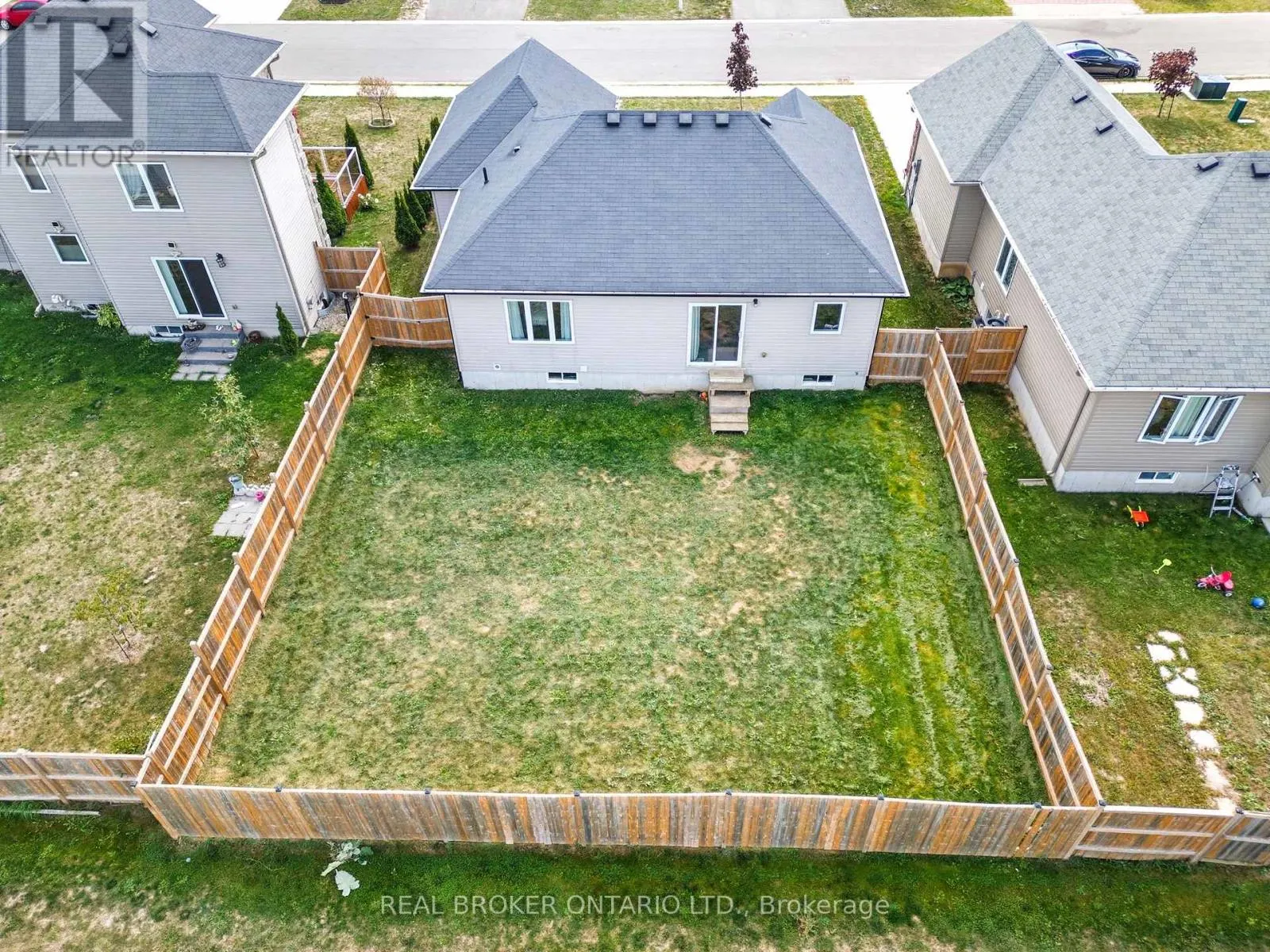 18 DENNIS DRIVE