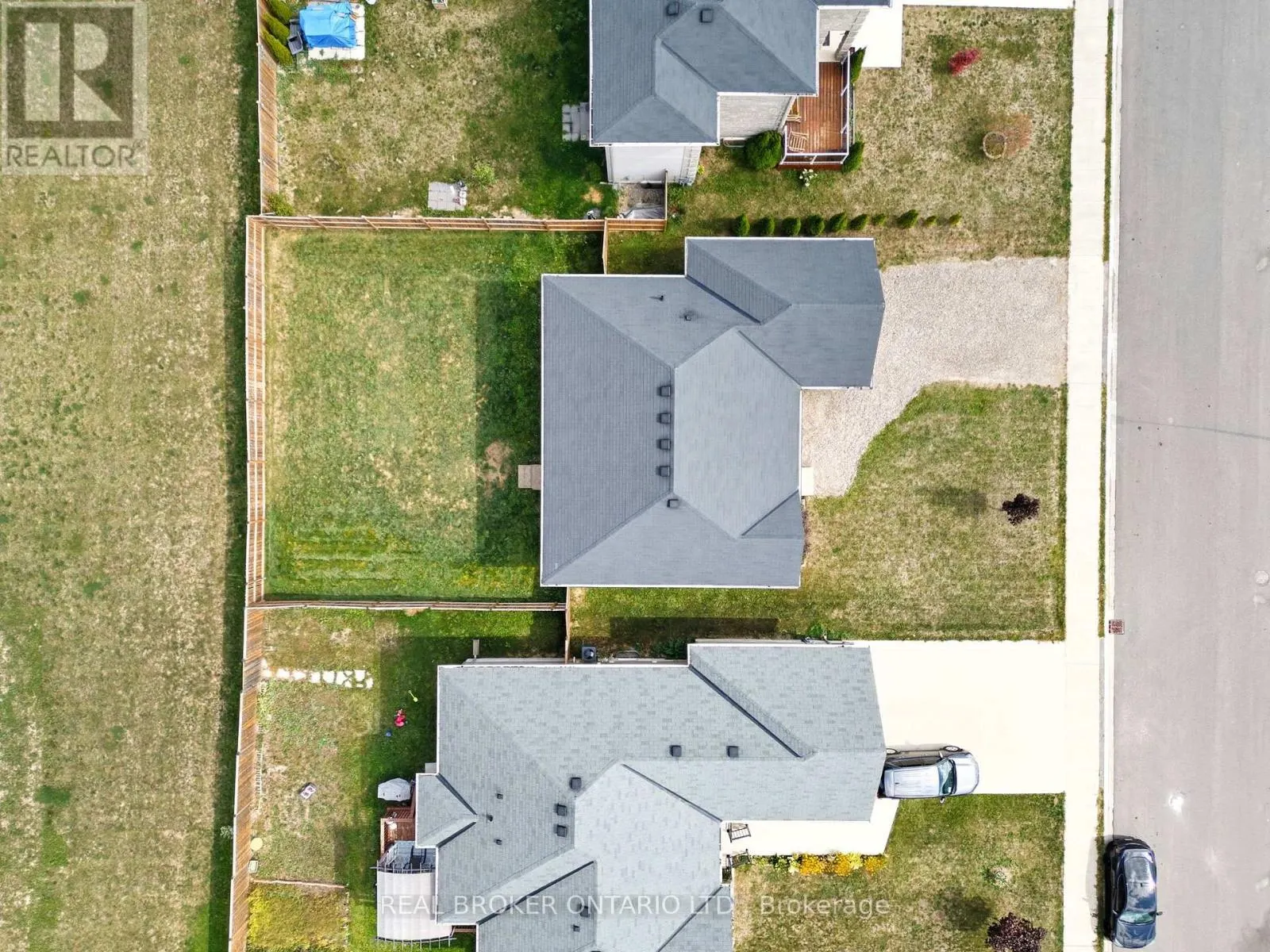 18 DENNIS DRIVE