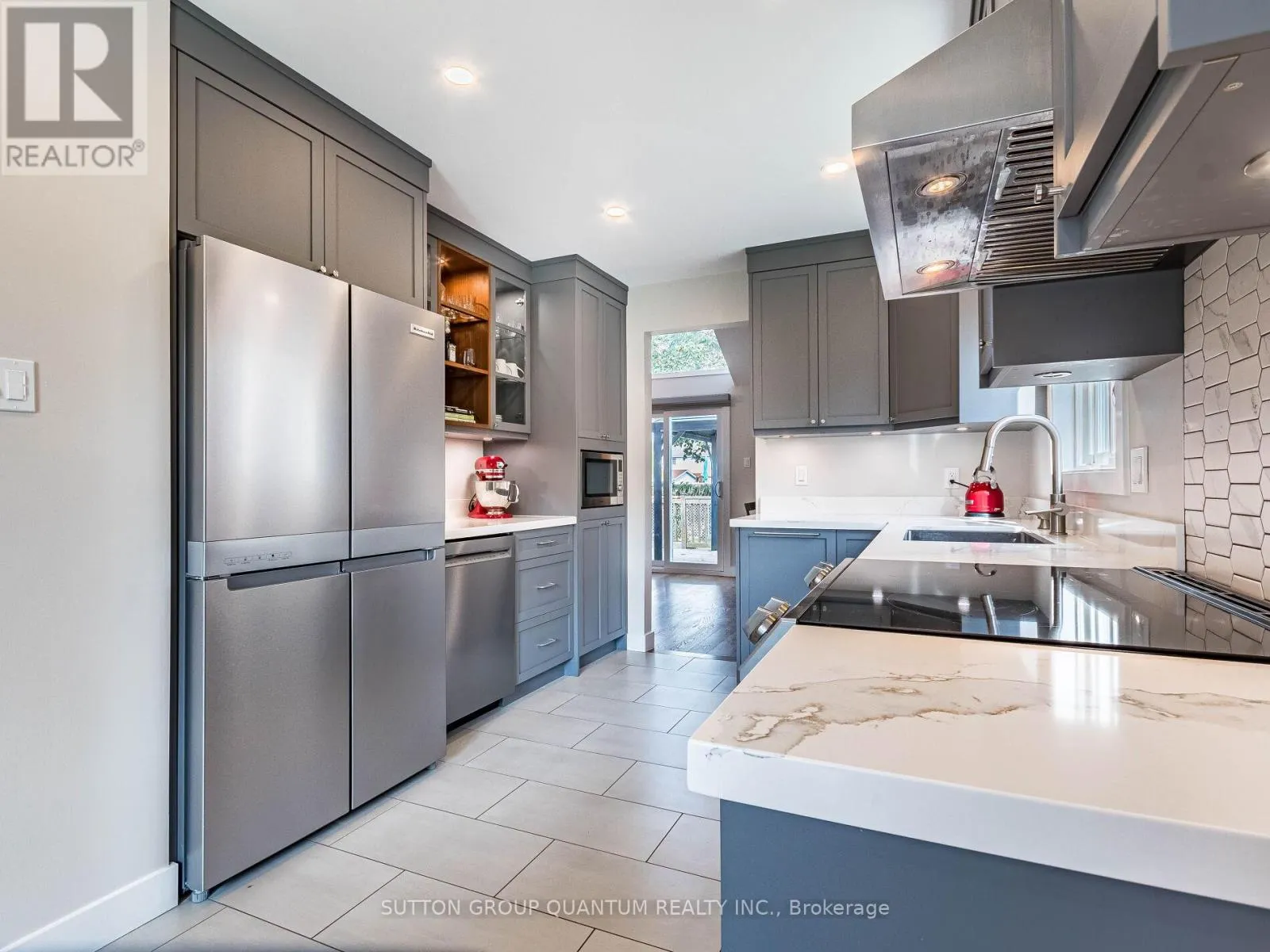 90 IRONSTONE DRIVE