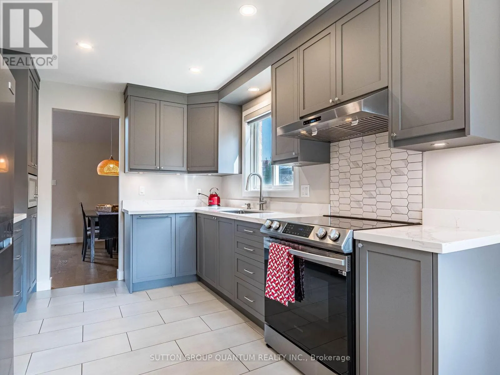90 IRONSTONE DRIVE