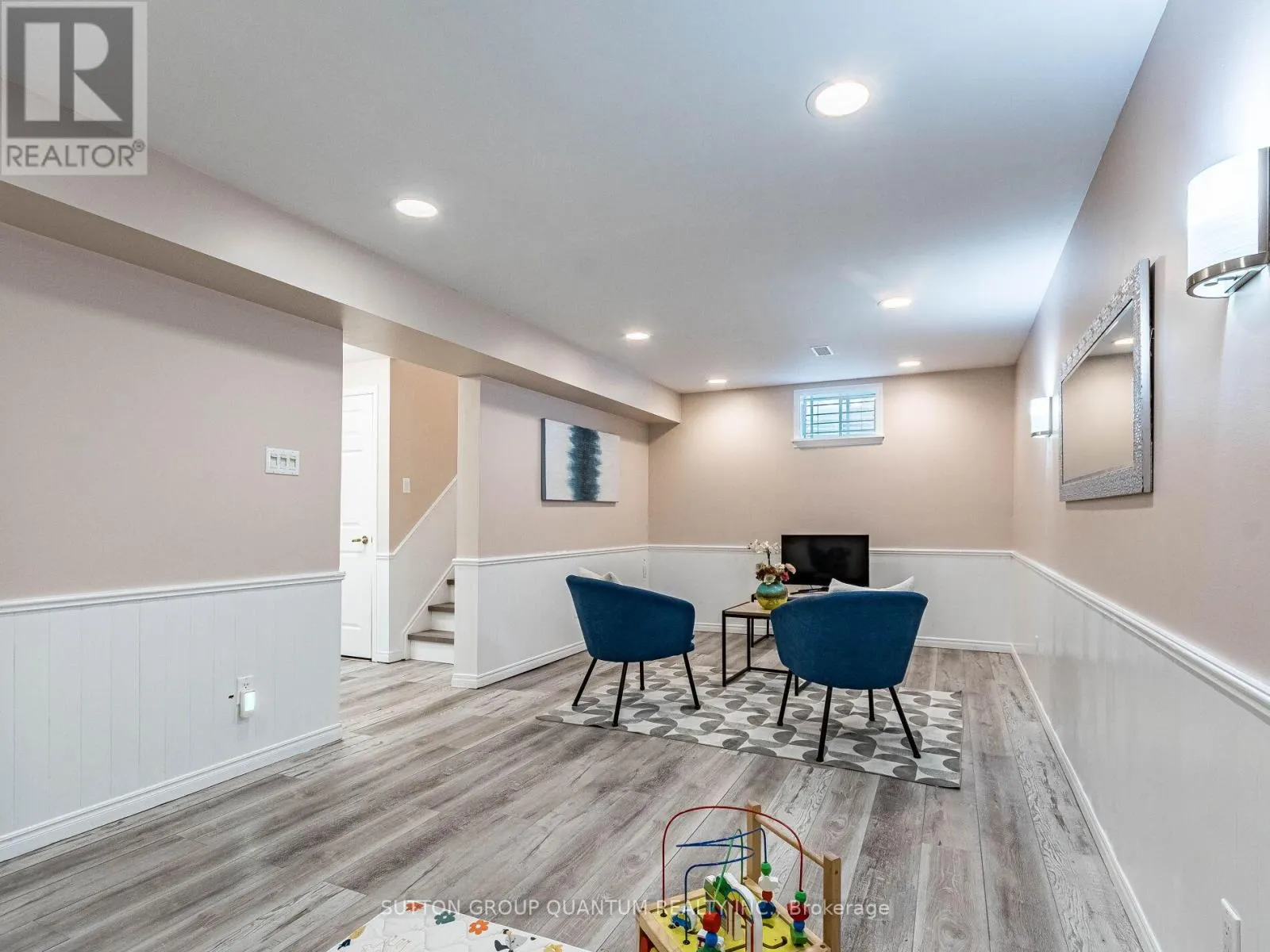 90 IRONSTONE DRIVE