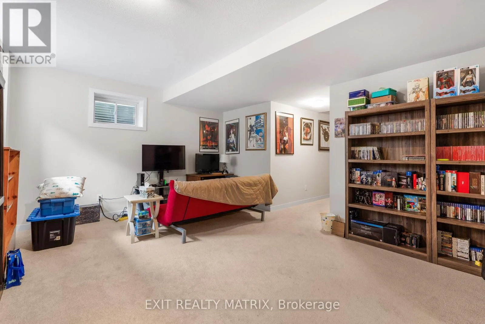 233 CONSERVANCY DRIVE