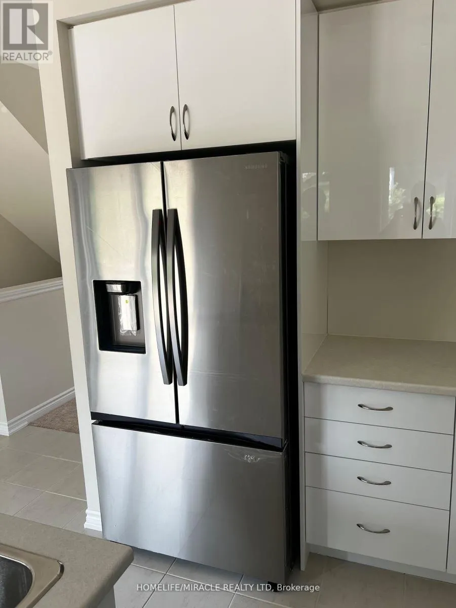 26 - 620 COLBORNE STREET W