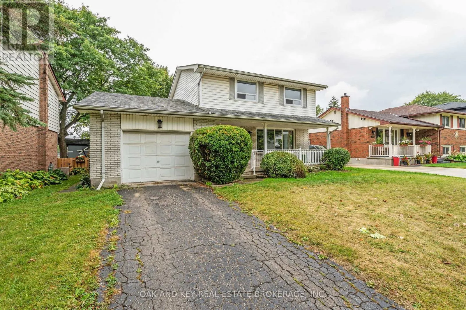 180 BELMONT DRIVE W