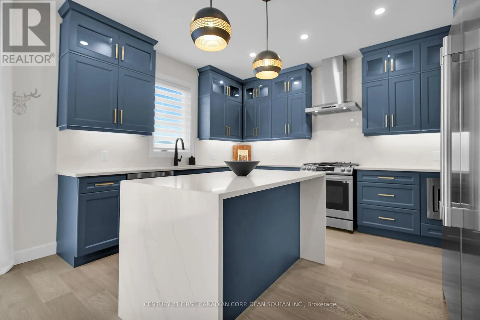 7251 SILVER CREEK CIRCLE