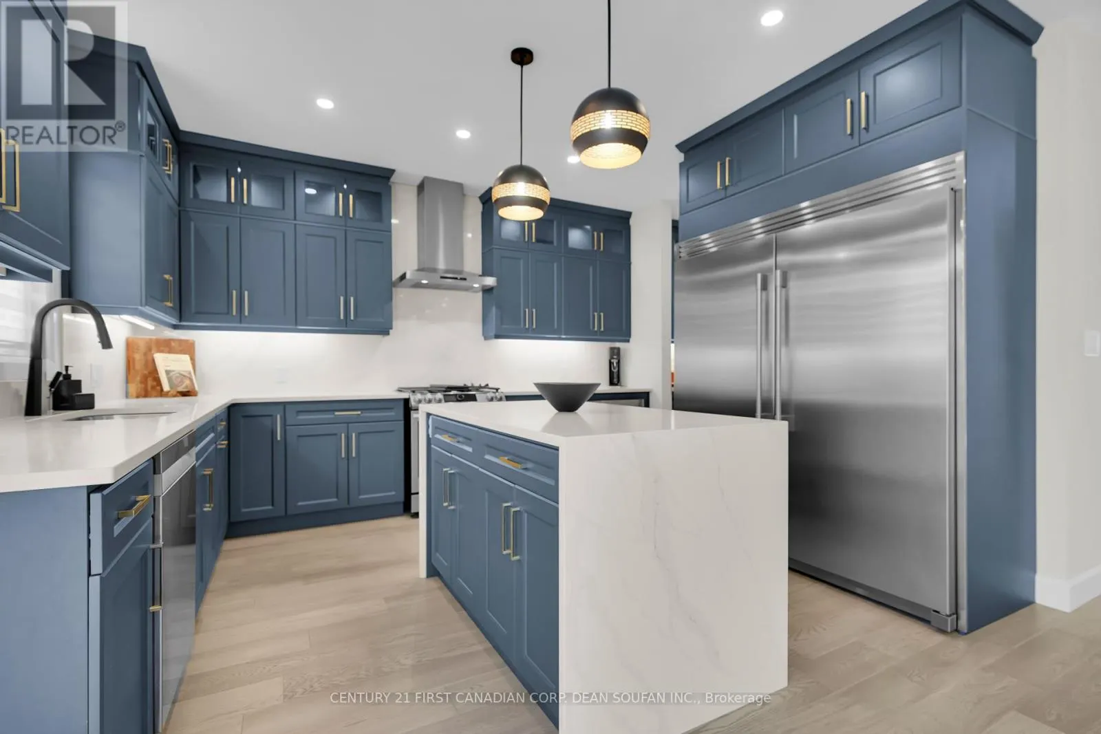 7251 SILVER CREEK CIRCLE