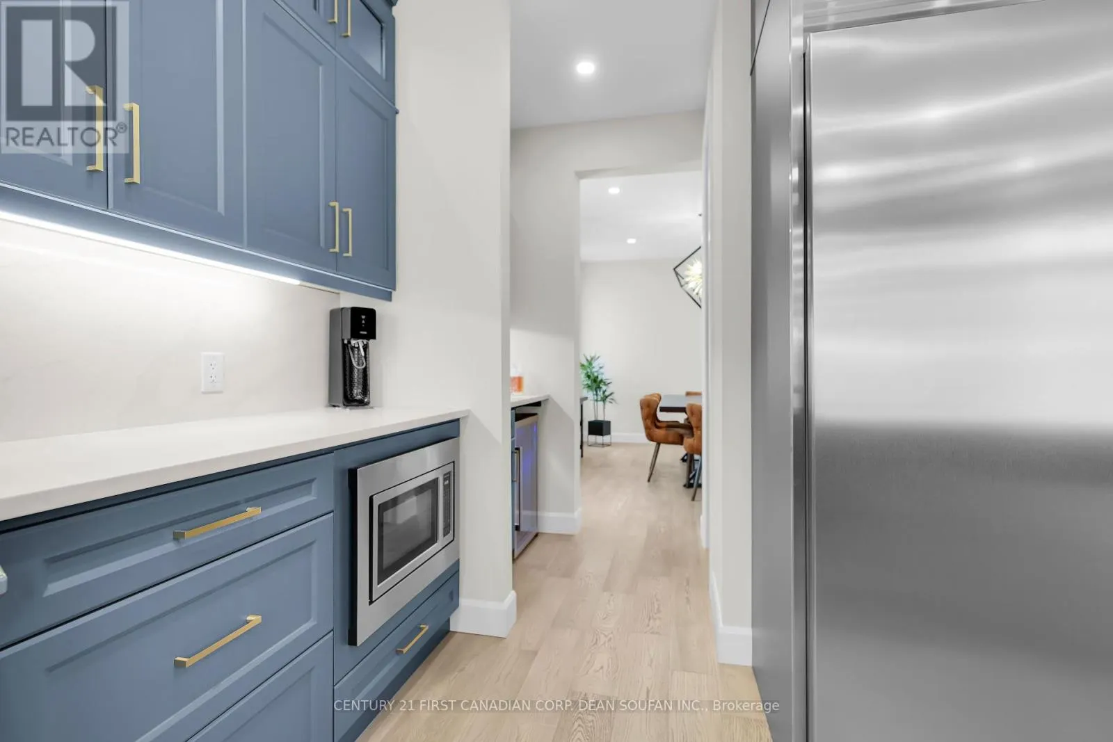 7251 SILVER CREEK CIRCLE