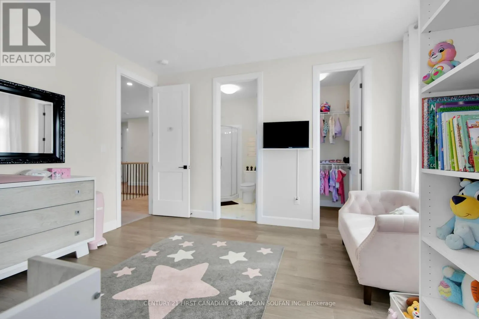 7251 SILVER CREEK CIRCLE