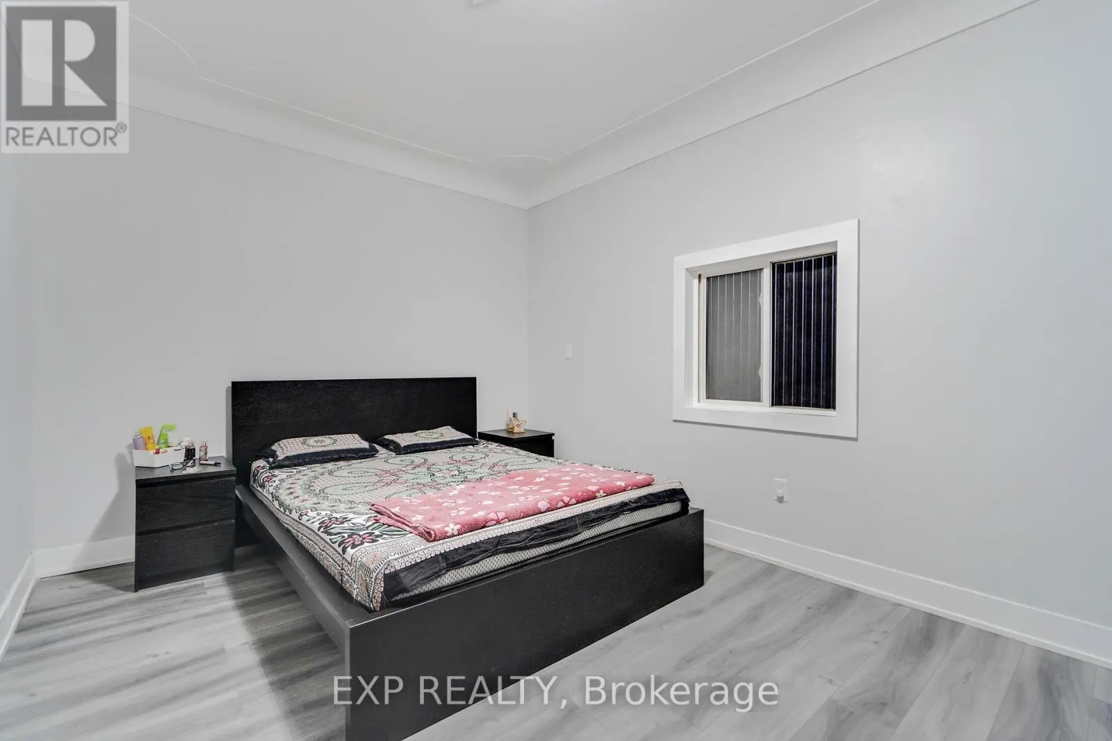 23 LYNDHURST STREET