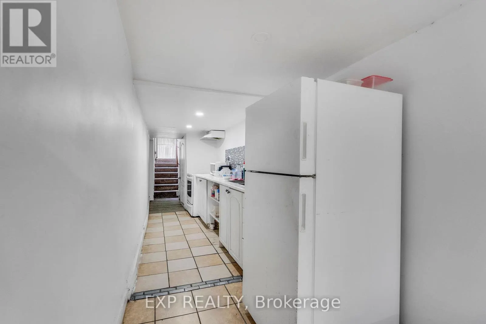 23 LYNDHURST STREET