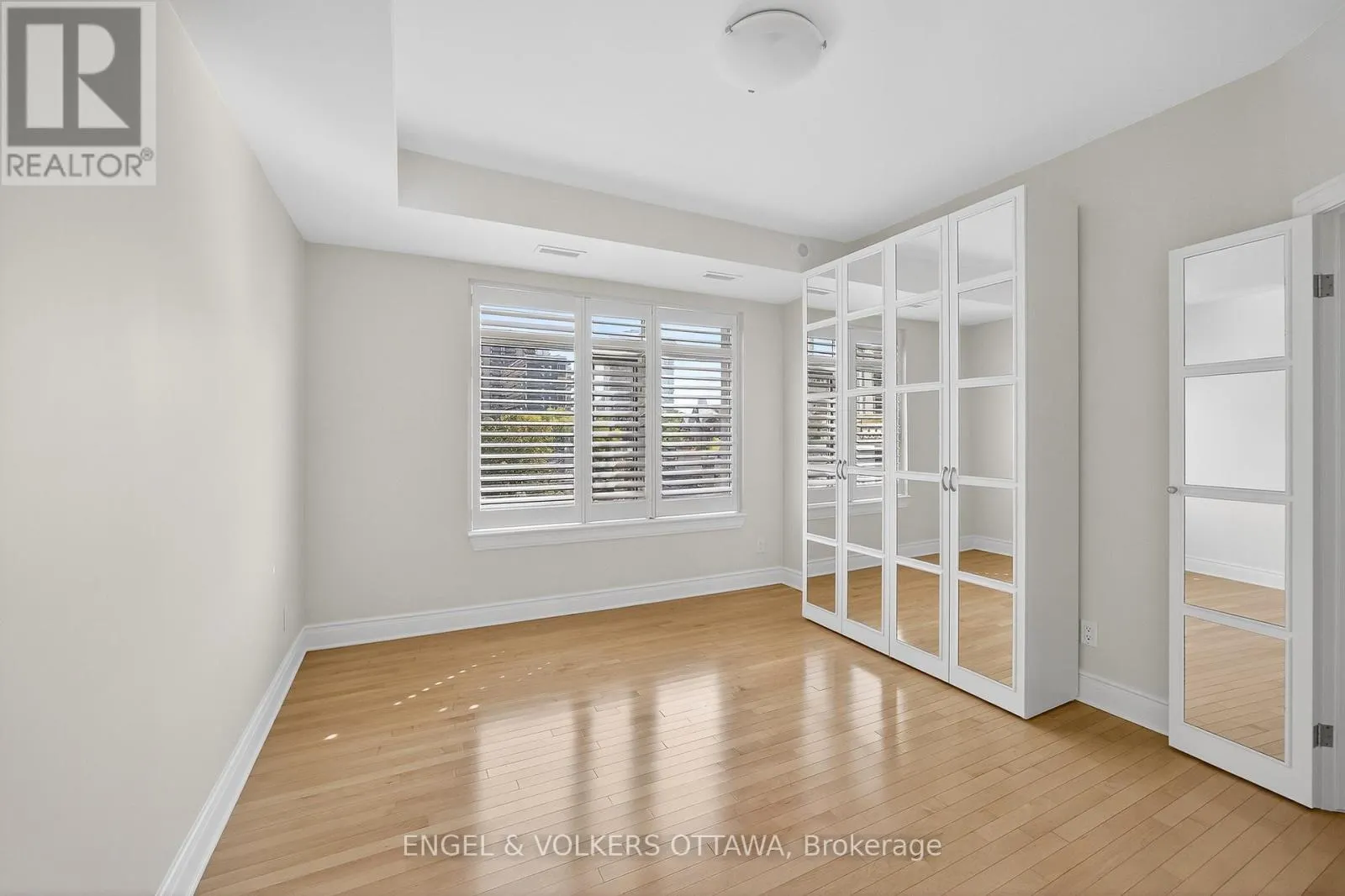 505 - 95 BRONSON AVENUE