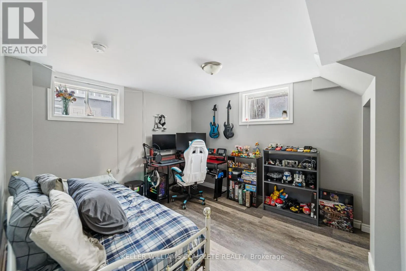 11 CALGARY AVENUE