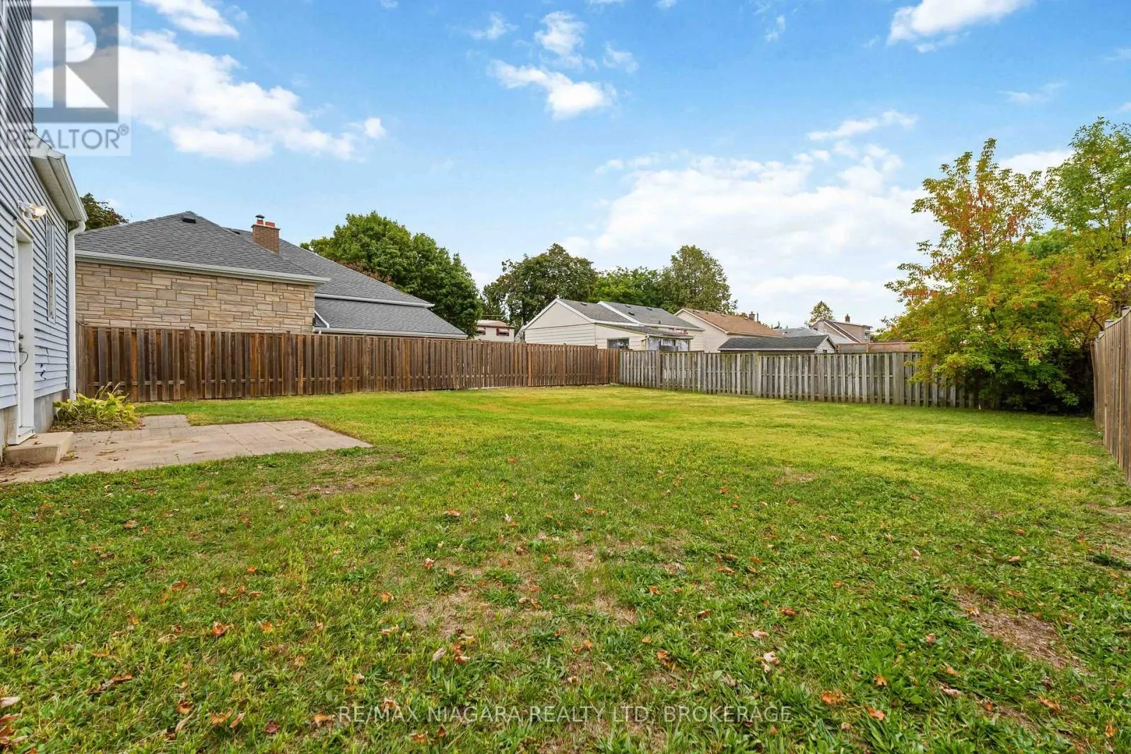 21 MAYWOOD AVENUE