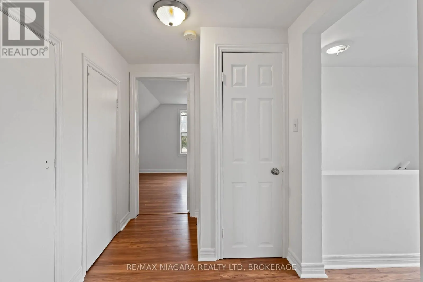 21 MAYWOOD AVENUE
