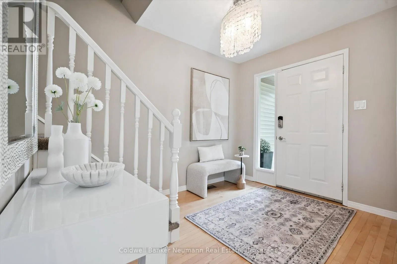 46 DUNHILL CRESCENT