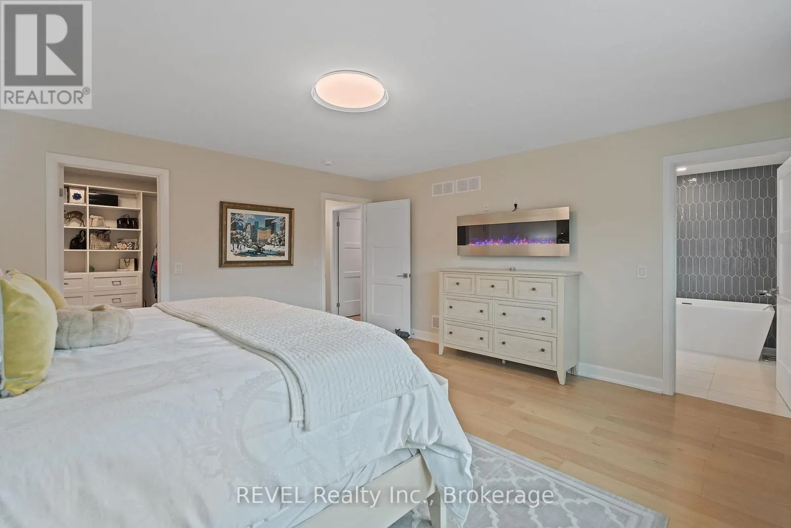 3809 SIMPSON LANE