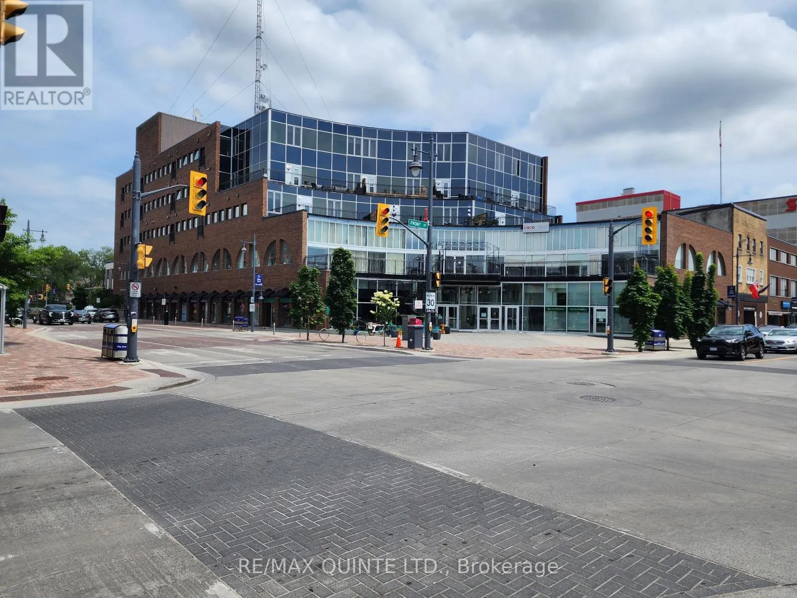 304 - 199 FRONT STREET, #304