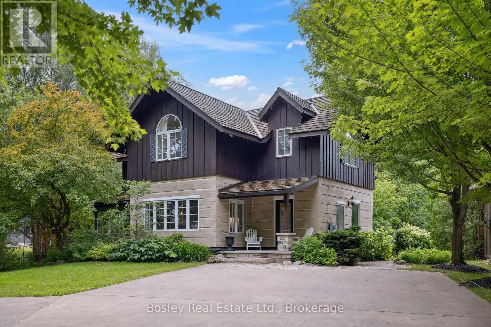 118 HERITAGE DRIVE