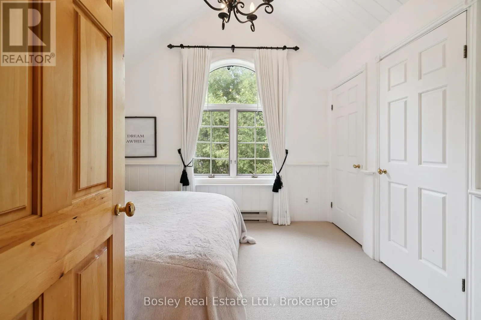118 HERITAGE DRIVE